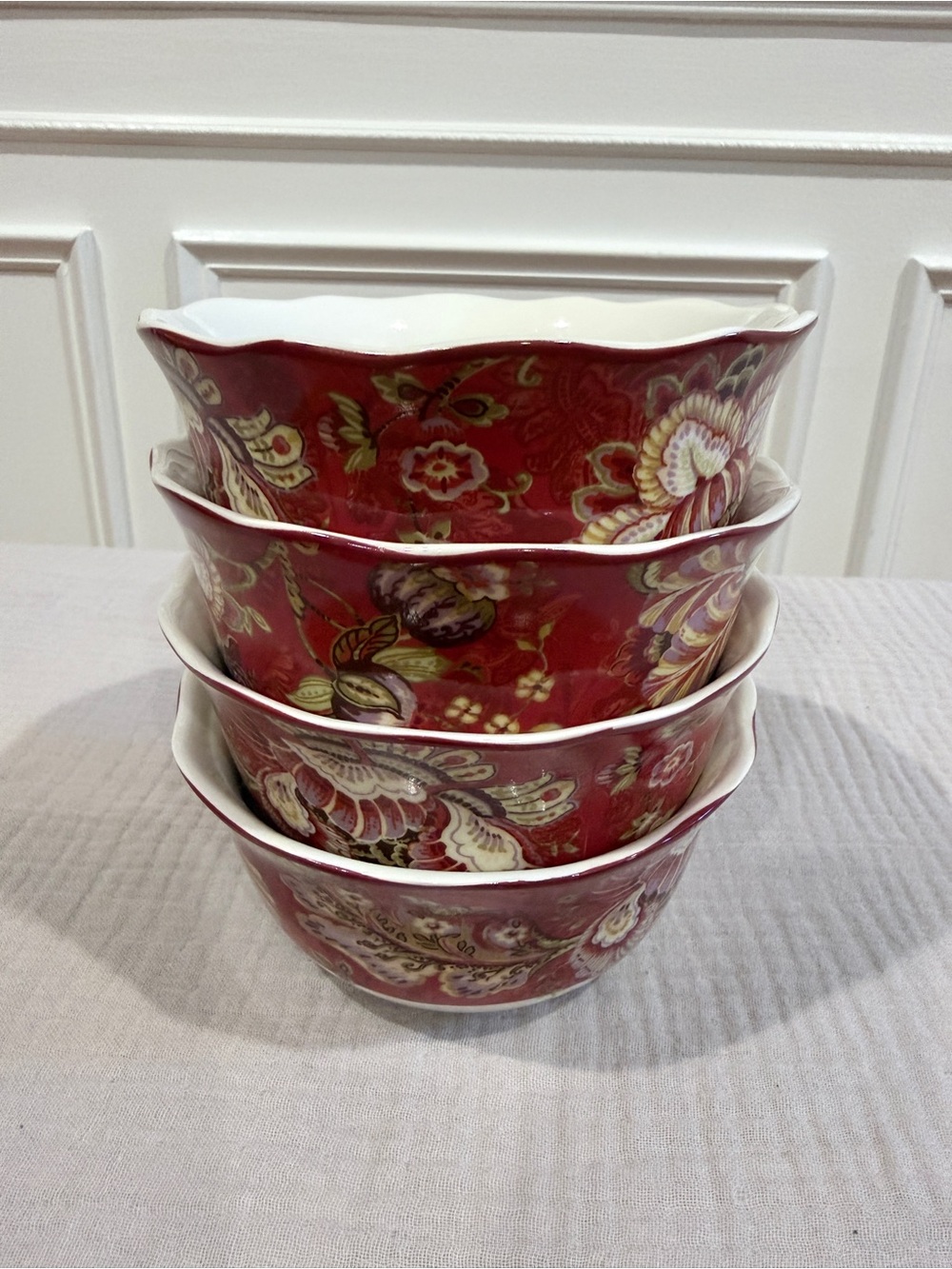 Set of 4 222 Fifth Gabrielle Red Fine China Soup Cereal Bowls 5.75"